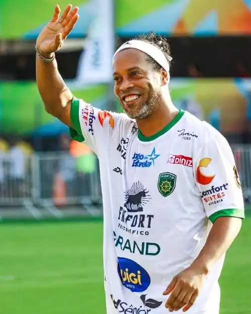 不仅代表着 不仅代表着